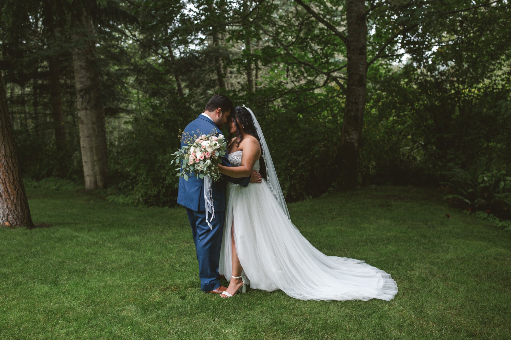 Busy week with 3 amazing elopements! 🌸 The weather is starting to kick up with some sprinkles here and there and even some full on rain! So thankful we have a beautiful covered area for plan b in the event we need it! A pretty share from Osvaldo &am