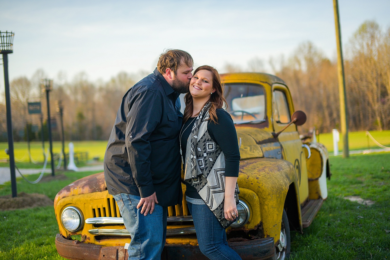 vintager-inn-new-kent-engagement-session_0005.jpg