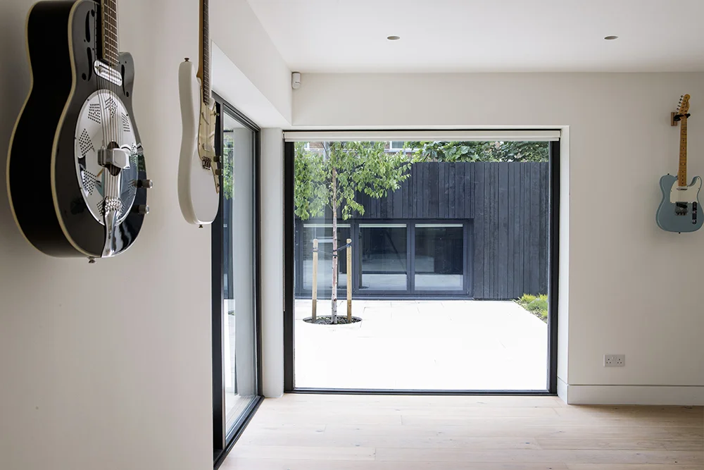 (c)SB Studio 54 cricketfield Rd BY715900-web.jpg
