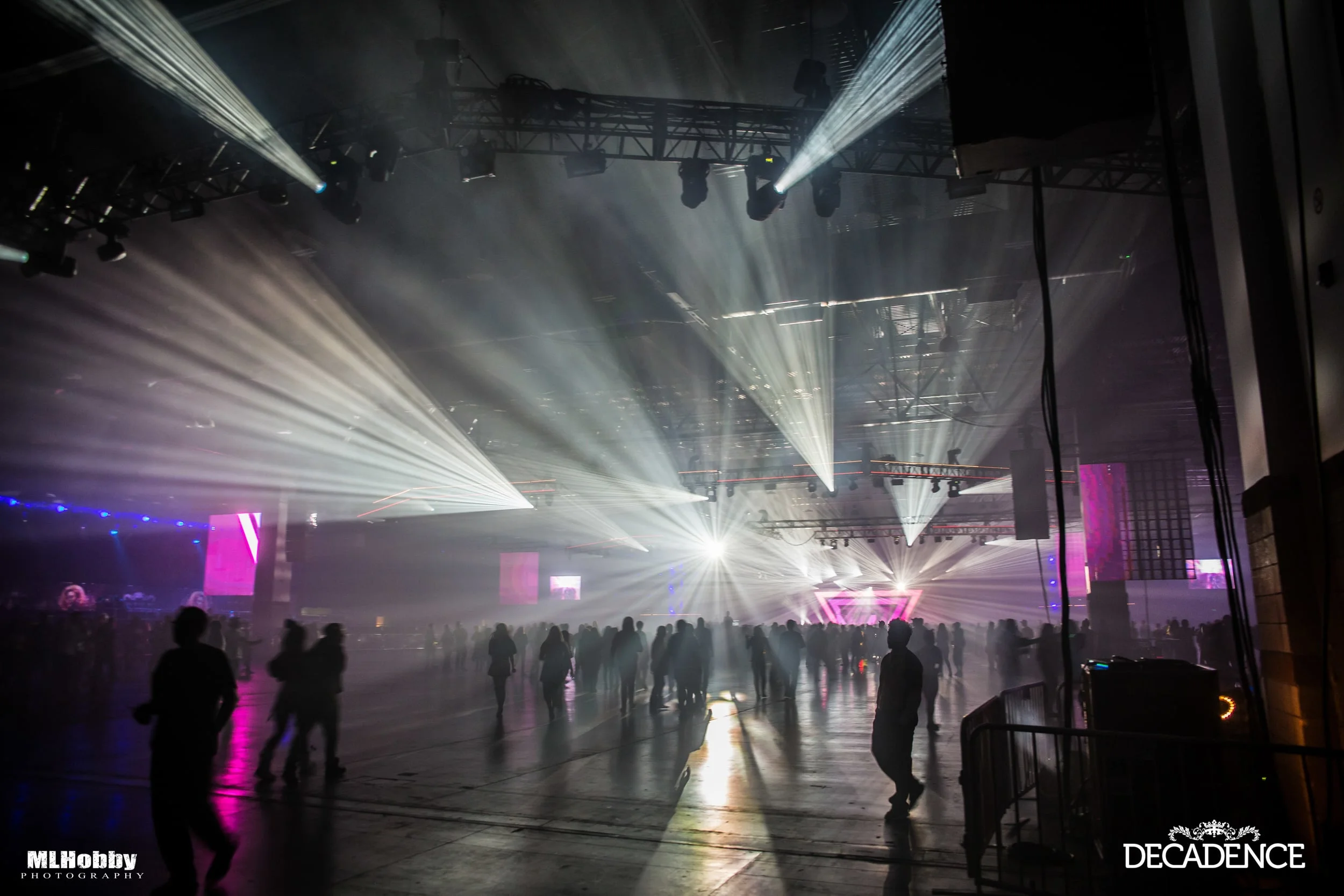 Decadence 12-30-2015-9.jpg