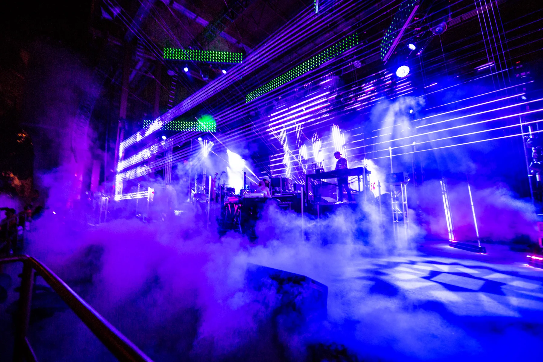 Pretty Lights Episode 2-19.jpg
