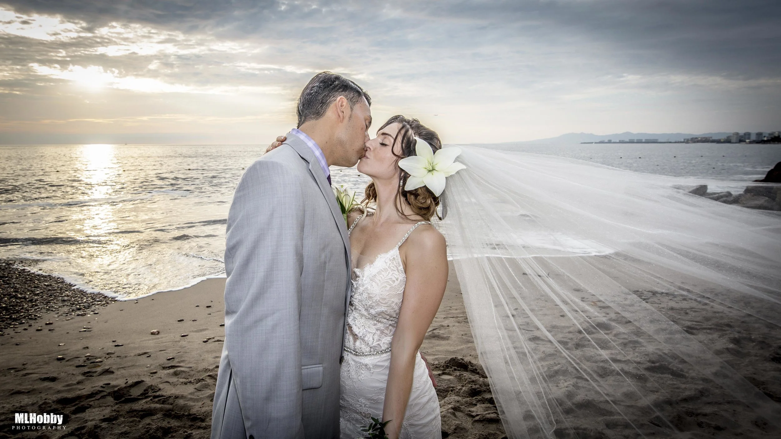 Pete Lindz Wed SMall For Web - MEXICO-5.jpg