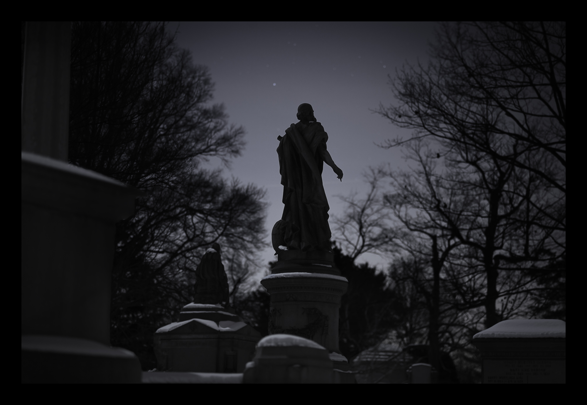L1005169 Documenting the Night flt LP.jpg