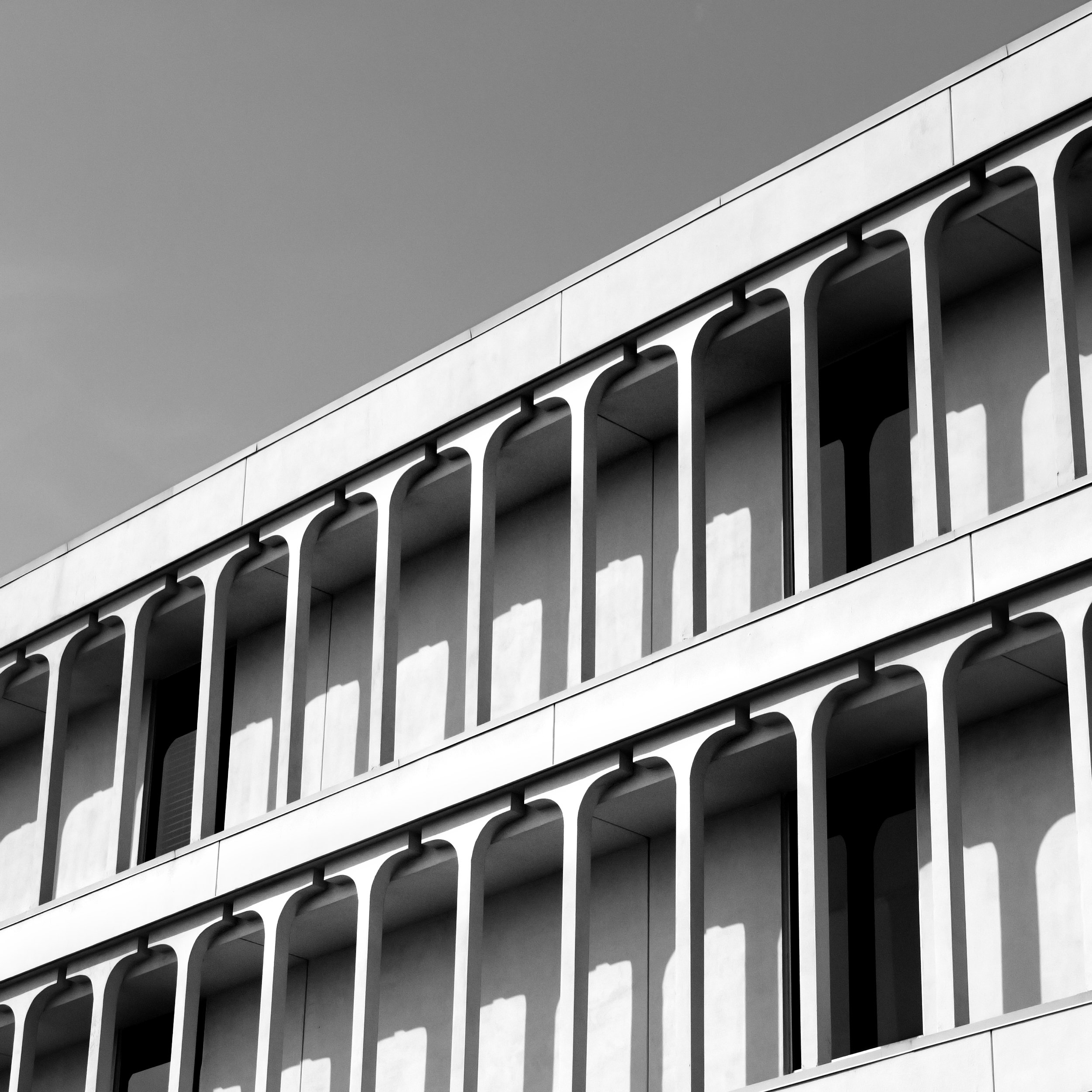 Arch - Inwood Natl Bank 030624.jpg