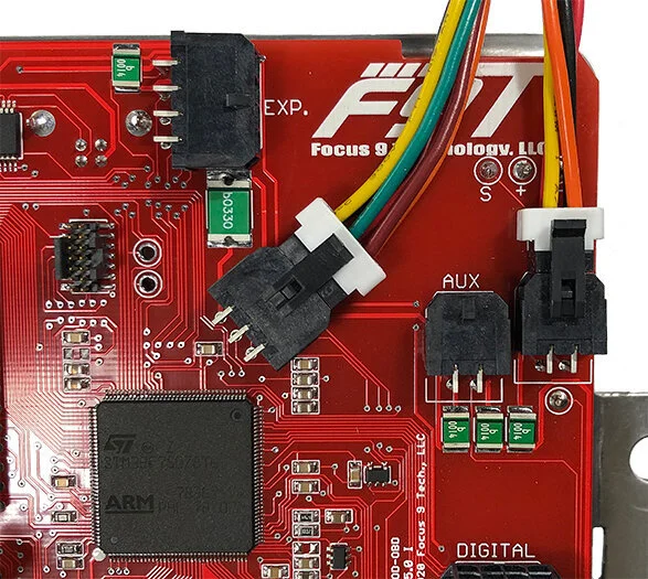 OBD++Connector+Close+Up+Pig+Tails.jpg