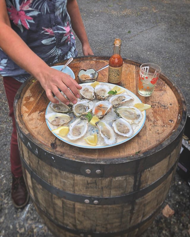 Raindrops on roses and whiskers on kittens.
Bright copper kettles and warm woolen mittens.
Dozens of oysters for feasting like kings...👆🏼These 👆🏼 are a few of my favorite things. #Maine #Summer #Oysters #Friends #Resurgam  #Hotsauce