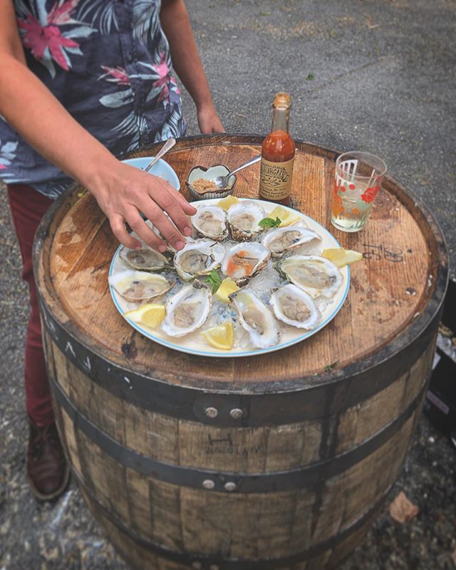 Raindrops on roses and whiskers on kittens.
Bright copper kettles and warm woolen mittens.
Dozens of oysters for feasting like kings...ππΌThese ππΌ are a few of my favorite things. #Maine #Summer #Oysters #Friends #Resurgam #Hotsauce