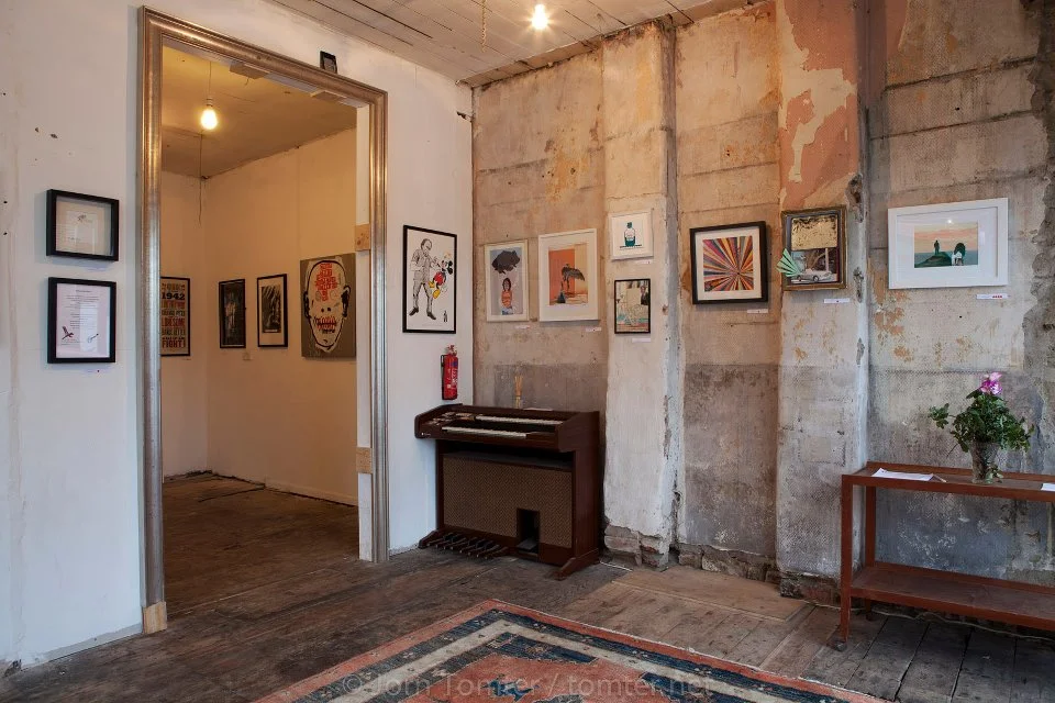 EXHIBITION:PAIN AT THE DENTIST