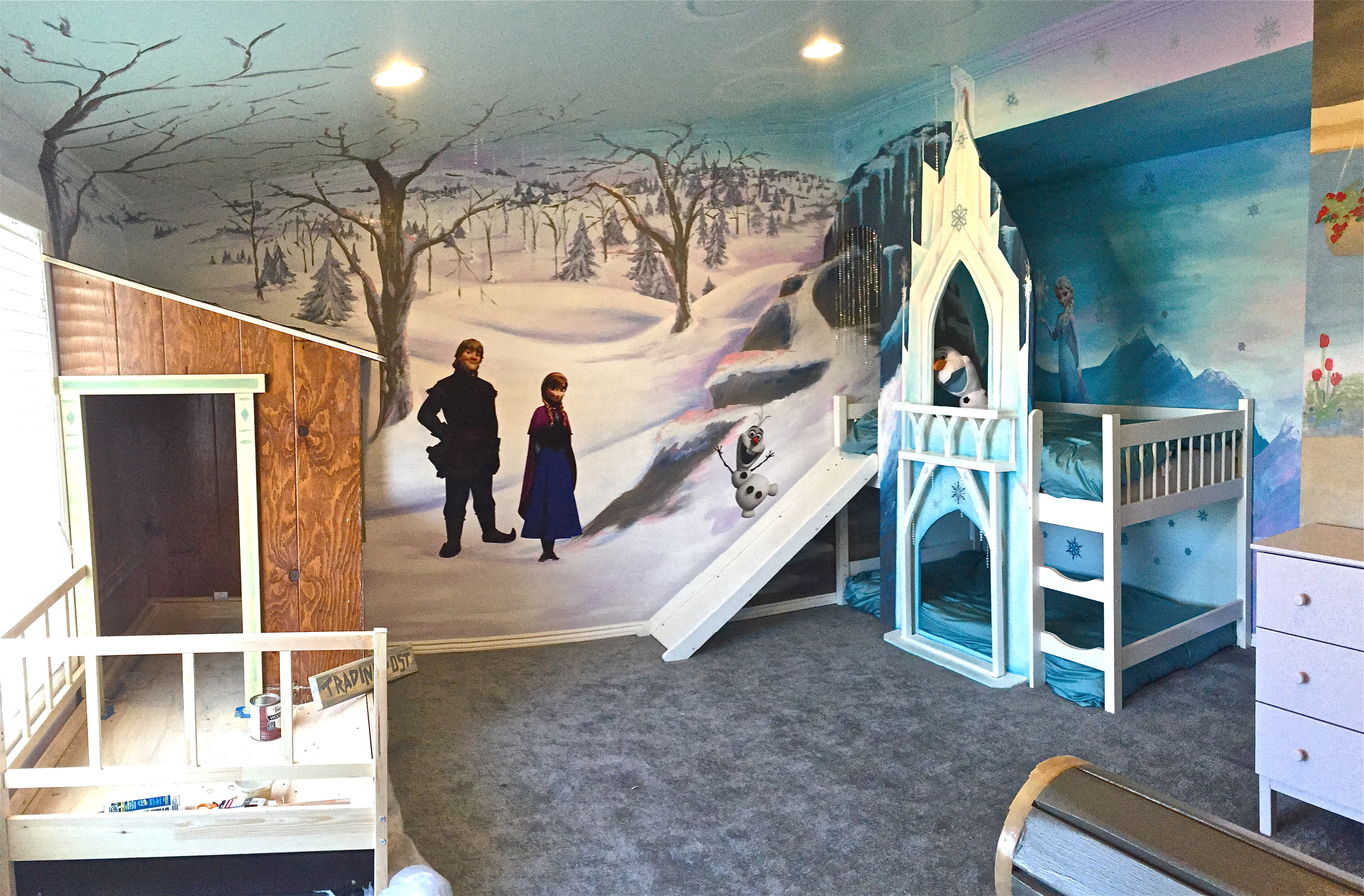 Disney FROZEN Inspired Playspace/Bunk Beds/Mural with Disney licensed decals