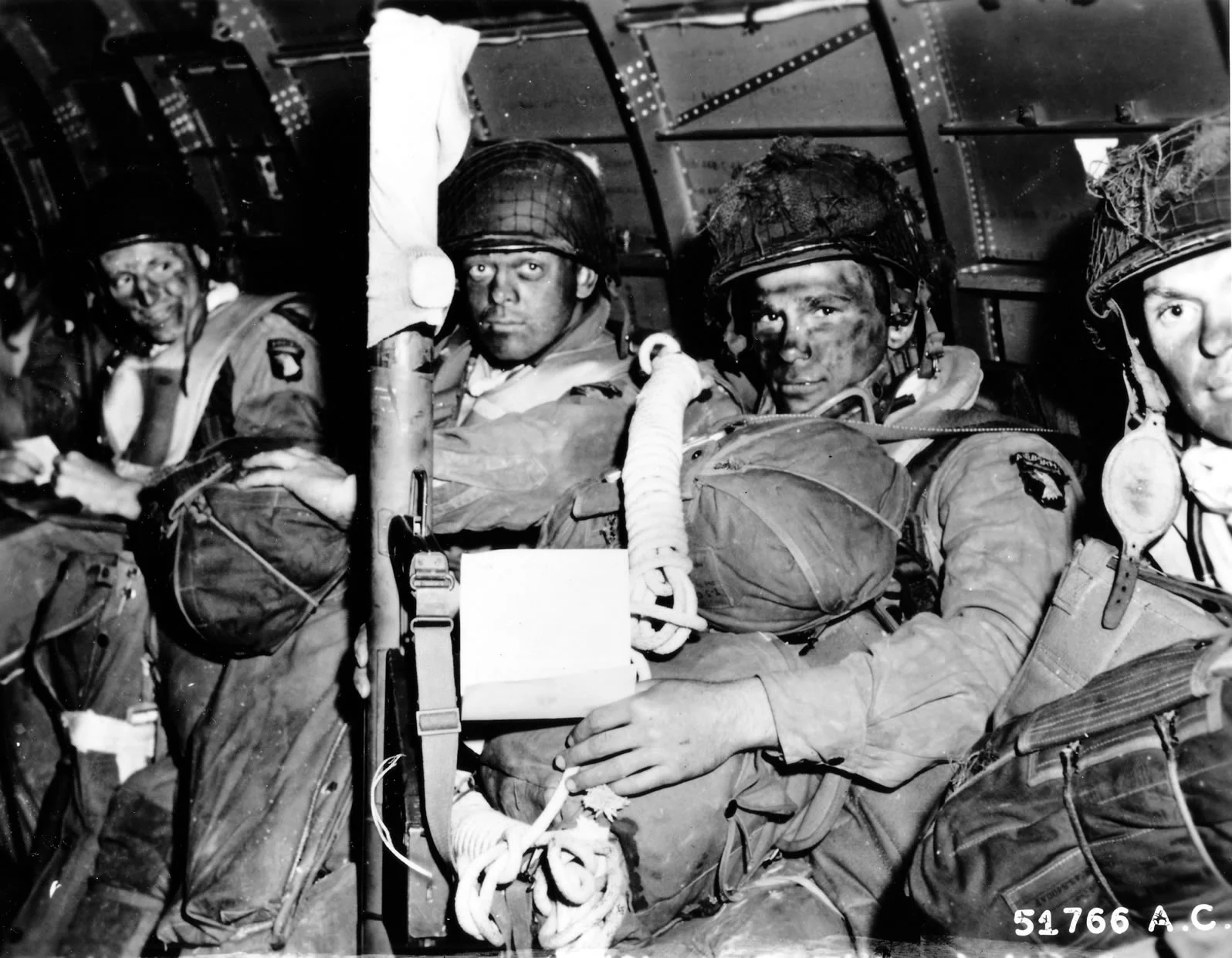 101st Airborne Division - Screaming Eagles