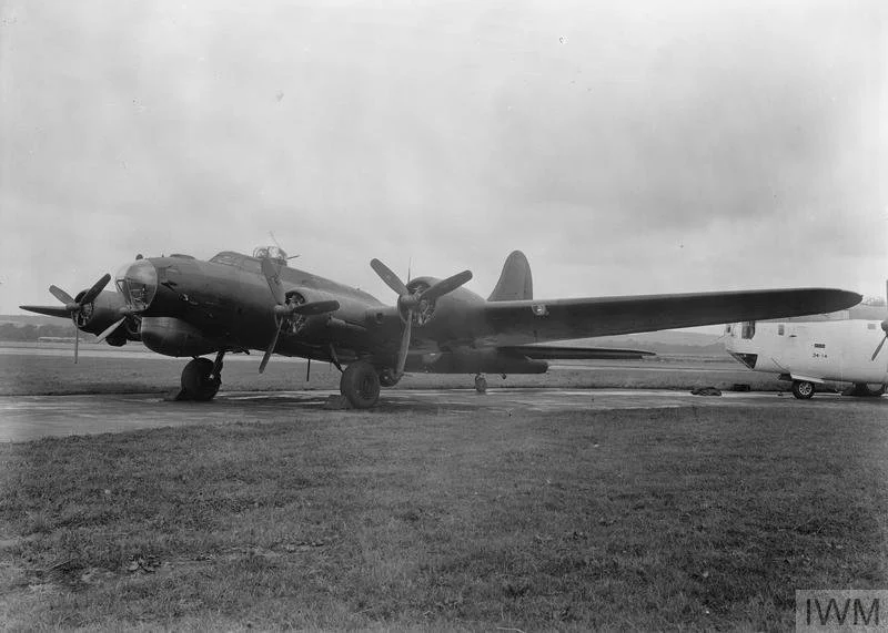 A Boeing Fortress III, HB796/G, equipped for radio and radar countermeasures work. The Fortresses operated with No 214 Squadron in No 100 Group from January 1944 onwards. IWM Photograph, Catalogue No. ATP 13090B.