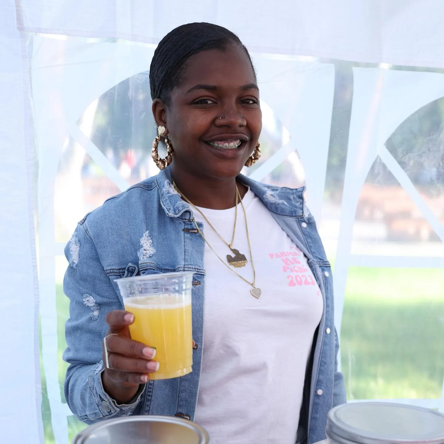 Did somebody say bottomless beverages?! 

Shout out to @hausofmeta for providing these delicious mocktails!

Mini Market + Mocktails was everything and more. Thank you for contributing to the vibes at #PamperMePicnic