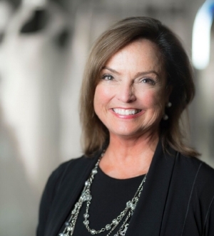 10 Questions with CEO of Mon Amie Bridal Salon Laurel Mungo