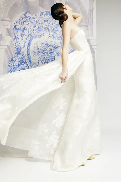 Carolina herrera wedding dresses 2018 sales