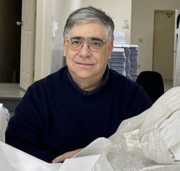 JONATHAN SCHEER - WEDDING GOWN PRESERVATIONIST