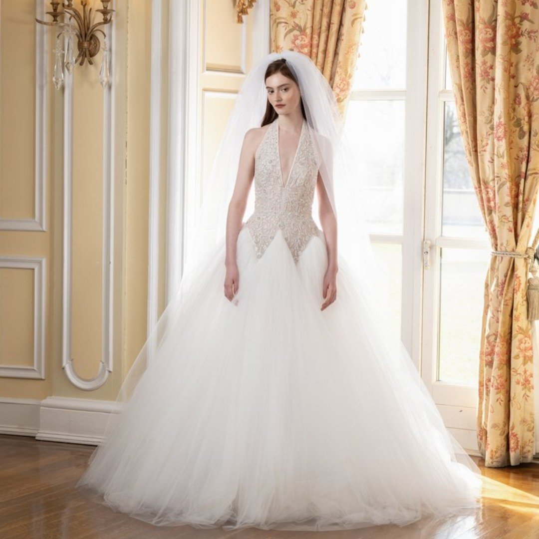 Drop waists at NYLBFW Spring 2025! @reemacrawedding
 showcases this beautiful gown with a glamorous bodice and flowing skirt!

...
#luxurybridal #bridal #SS2025 #Spring2025 #Bridal2025 #dropwaits #dropwaistdress #trend #trendaleart #2025trend #bridal
