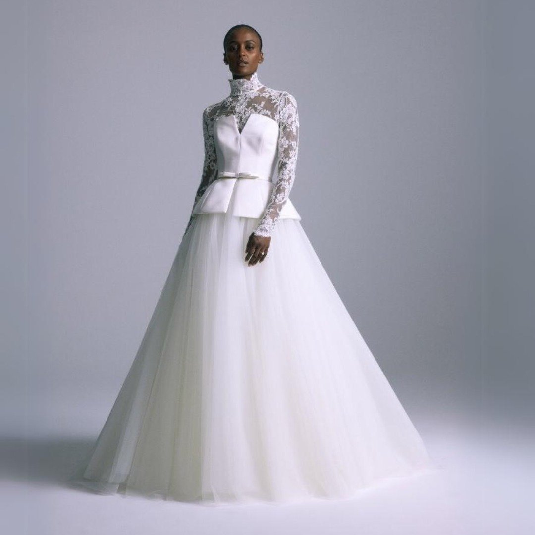 Peplum a Spring 2025 NYLBFW Trend! @amsale uses the soft draping of the peplum to enhance the gown's romantic appeal.

...
&quot; #luxurybridal #bridal #SS2025 #Spring2025 #Bridal2025 #dropwaits #dropwaistdress #trend #trendaleart #2025trend #bridalt