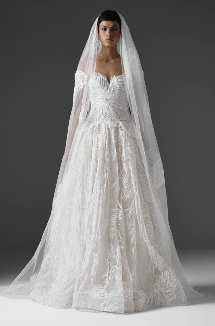 Naeem Khan Spring 2025