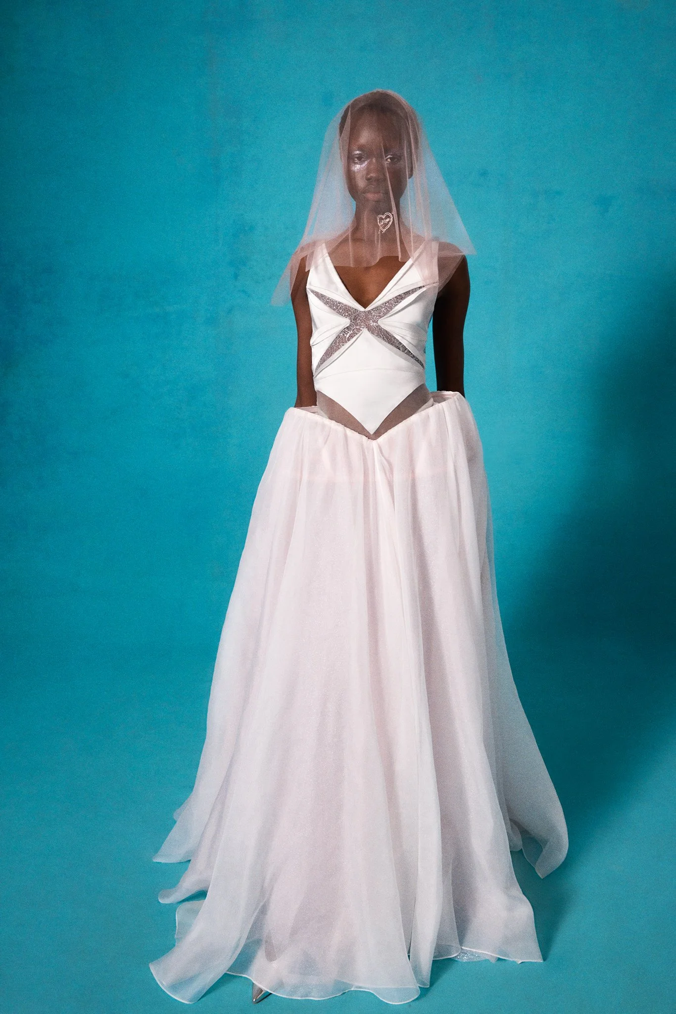 HONOR_LOOK_012.jpg