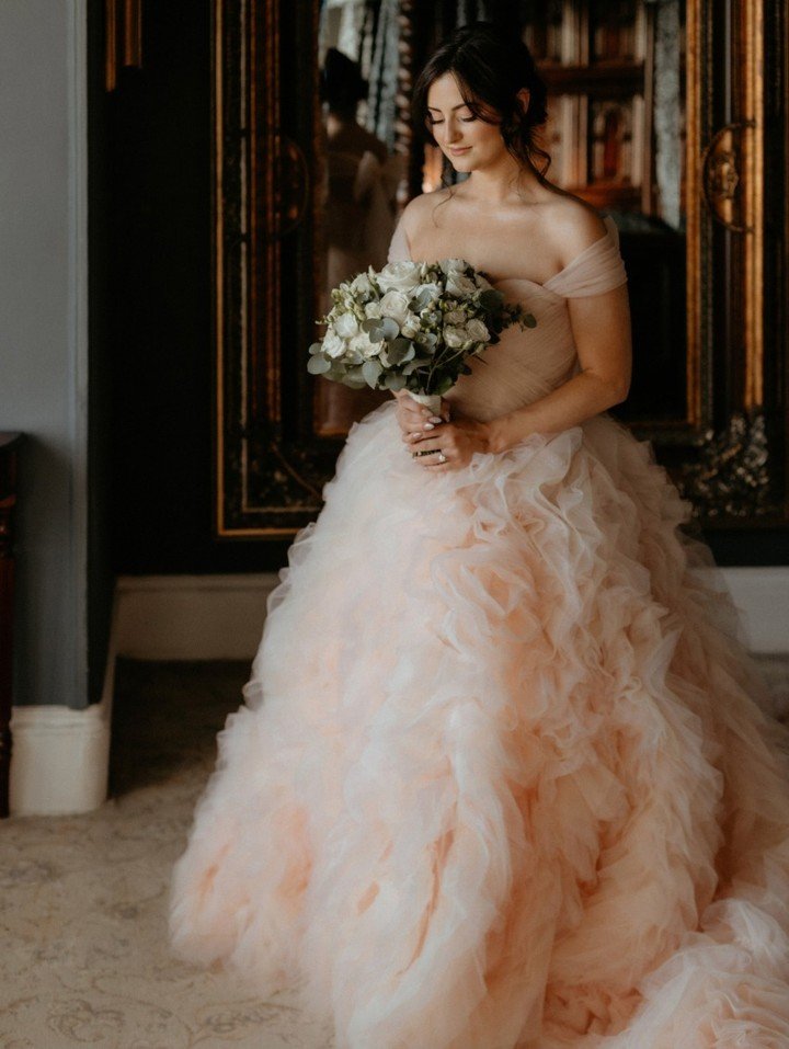 Real bride Taelor looks beautiful in her Josefina dress from @Morileeofficial 

#Morilee #bride #luxurywedding #bridalfashion #weddingdress #bridalstyle #weddinginspiration #weddingtrend #weddingstyle #wedding2025 #nylbfw