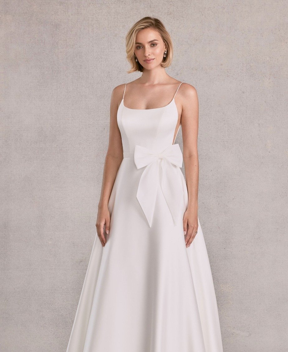Add a touch of elegant with the Organza Belt with Bow by @morileeofficial 

#Morilee #luxurybridal #bridalfashion #weddingaccessories #bridalstyle #weddinginspiration #weddingtrend #weddingstyle #wedding2025 #nylbfw