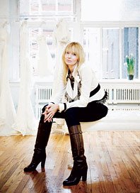 &quot;My designs are for an ever evolving client that grows as fashion changes, whilst remaining effortlessly elegant.&rdquo; &ndash;Elizabeth Fillmore @efbridal 🤍

 #BridalFashion #EffortlessElegance #ModernBride #FashionDesigner #BridalInspiration