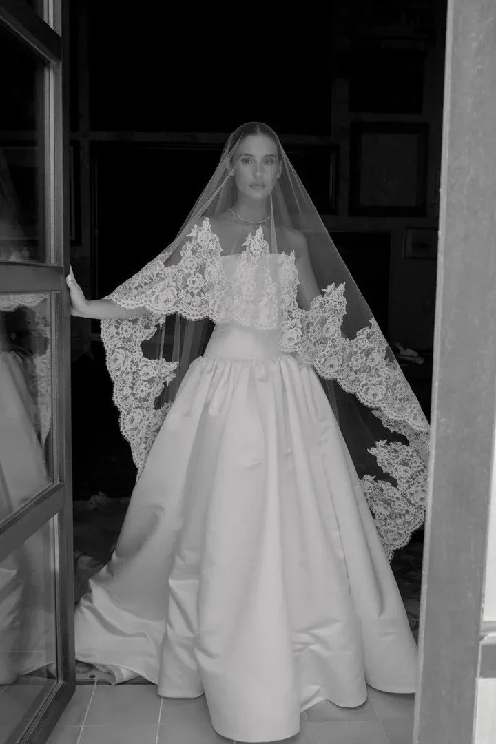 The "Tia" gown from @pallascouture is finished with a romantic lace-edged veil 🤍

#NYLBFW #BridalInspo #BridalFashion #PallasBride #PallasCouture  #LaceDetails #LuxuryBridal #ModernBride #BridalStyle #WeddingDressInspo #BridalElegance #Des