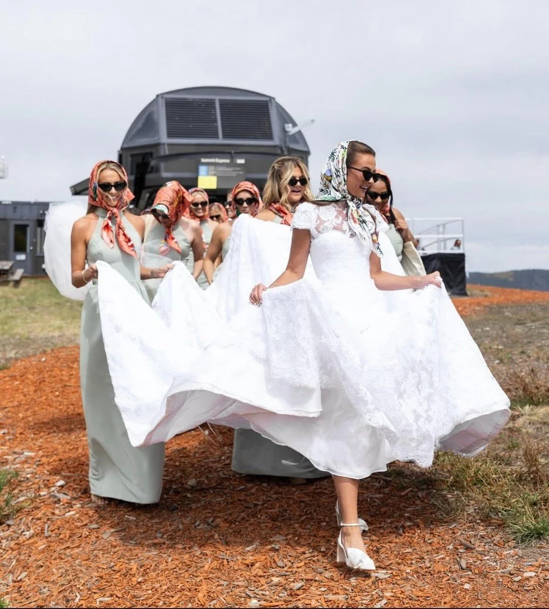 Nardos Imam Gown: @nardosdesign
Elevated elegance at new heights. This Nardos bride brings couture to the mountains-where faith, fashion, and sisterhood meet in radiant celebration 

 #NYLBFW #WeddingInspiration #BridalFashion #WeddingDress #BridalIn