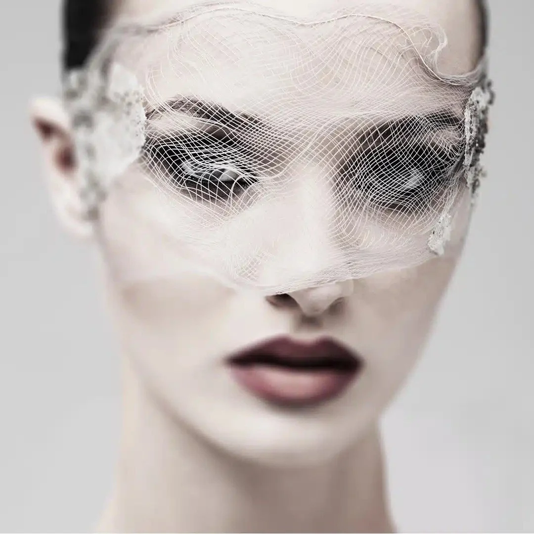 Gaze through the Manon into your future partner's eyes. 
Headpiece: Manon by Monvieve.

#monvieve #monvievemilano #headpiece #accessories #NYLBFW #luxurybridal#wedding #weddinginspo #manon