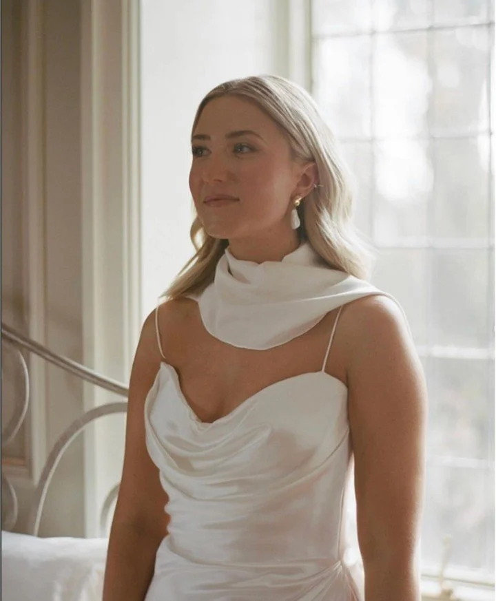 Always effortless Jane Gown by Katherine Tash on stunning real bride.
#NYLBFW #WeddingInspiration #BridalFashion #WeddingDress #WeddingInspo #BridalInspo #WeddingStyle #RomanticWedding #WeddingPhotography #BridalStyle #KatherineTash