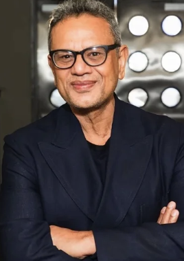 Count Down to the Collections: Naeem Khan