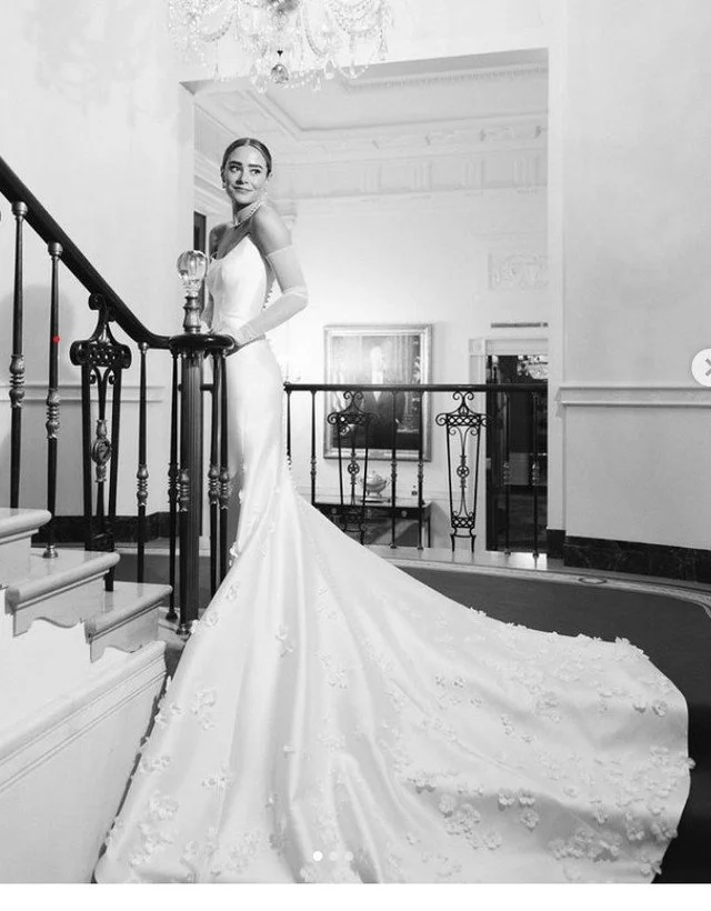 @reemacrawedding
Naomi Biden wearing Reema Acra for her 2022 Wedding reception gown 

#NYLBFW #WeddingInspiration #BridalFashion #WeddingDress #BridalInspo #WeddingStyle #RomanticWedding #WeddingPhotography #BridalStyle 
#DesignerGown 
#ReemAcra
