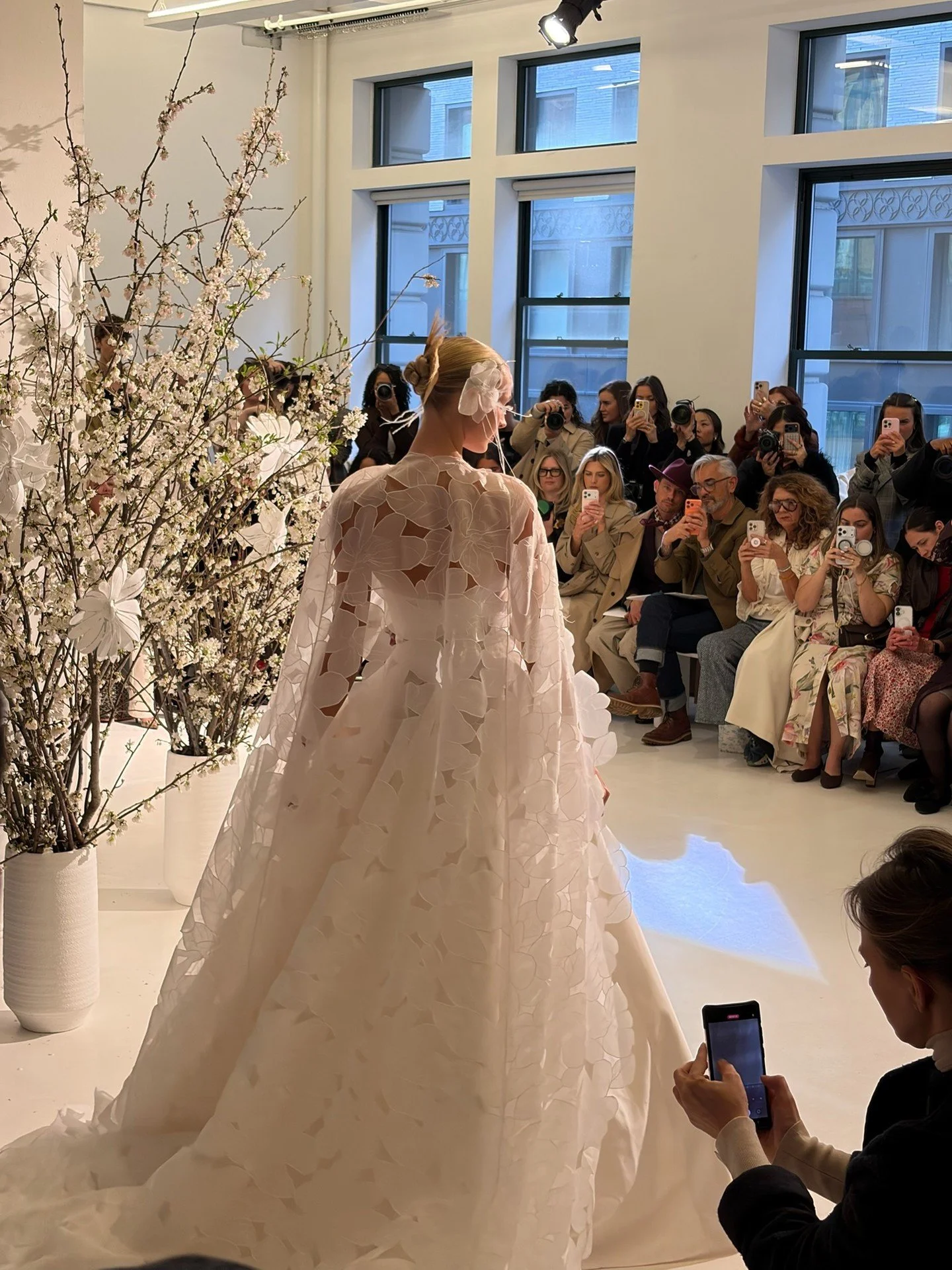 Petal perfection at @mirazwillinger S/S 2027🤍

#nylbfw #bridal #luxurybridal #weddinggown #wedding2027 #mirazwillinger