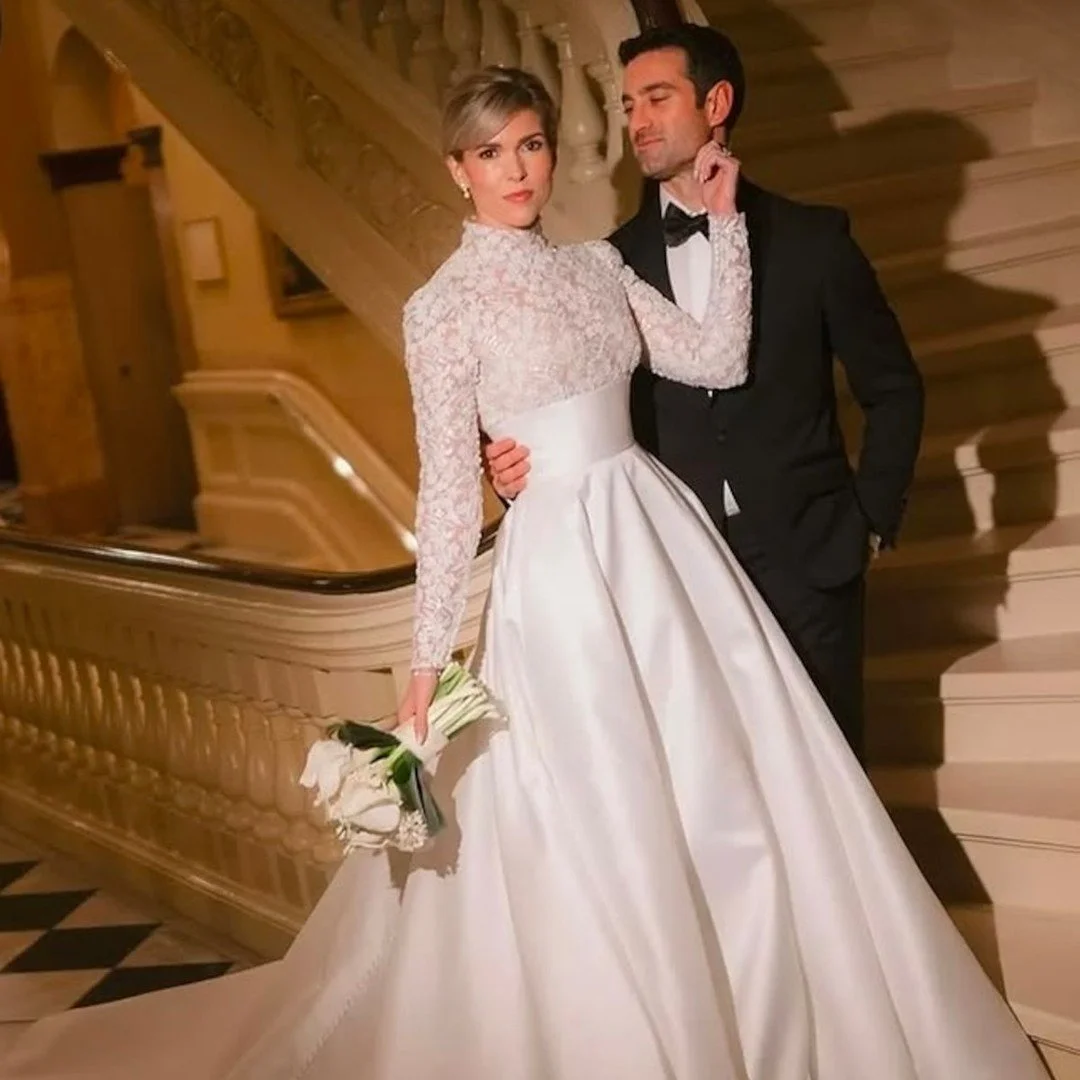 &lsquo;The Bachelor&rsquo; alum Julia Rae stuns in Thyra by @ritavinieris. 

#NYLBFW #ritavinieris #bridalfashion #luxurybridal #modernbride #designerbridal #weddinginspiration #luxurywedding