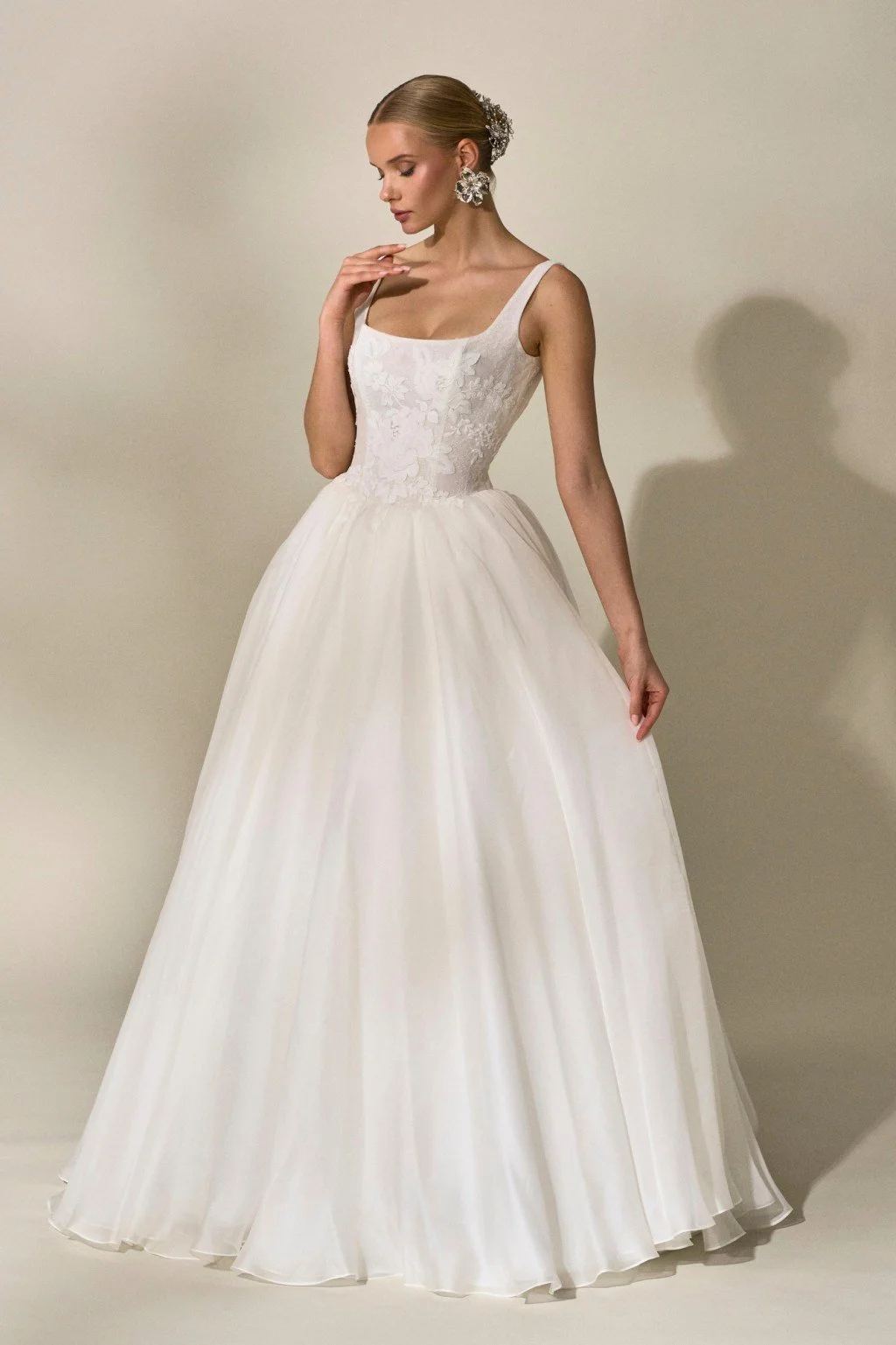 Caroline-Castigliano-bridal-fall-2027-ctsy-16.jpg