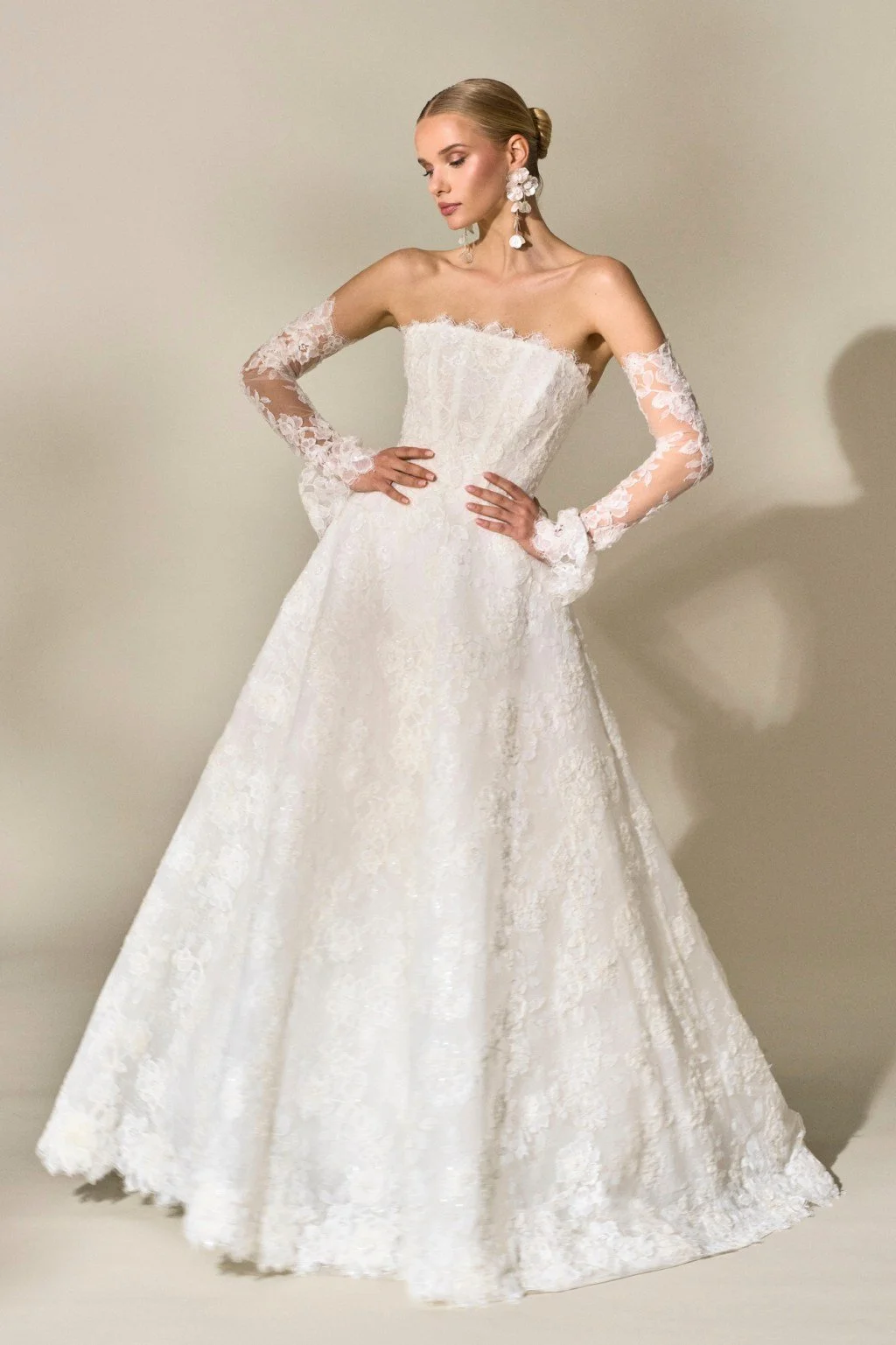 Caroline-Castigliano-bridal-fall-2027-ctsy-18.jpg