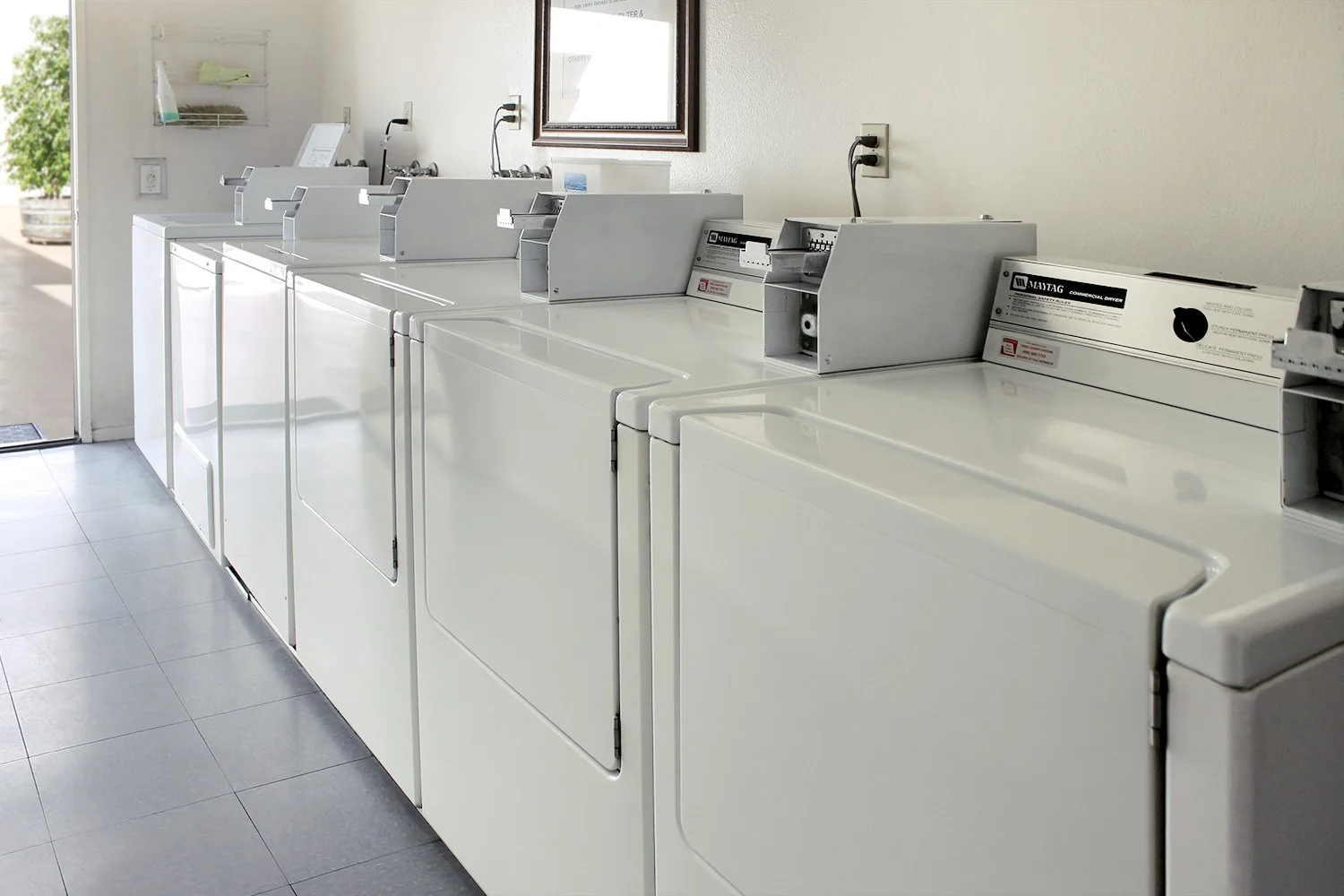  Clean and convenient laundry facilities 