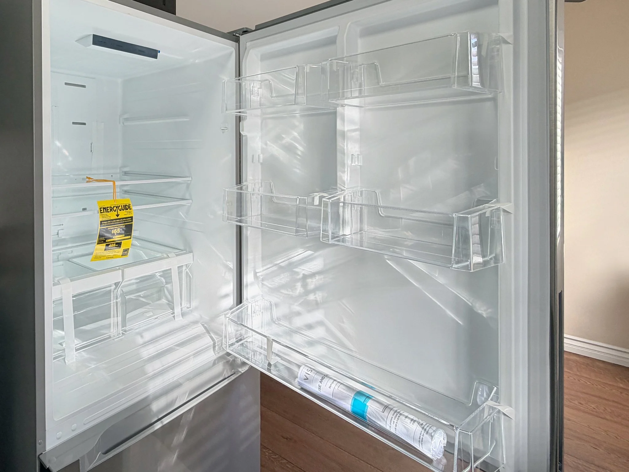  BRAND NEW refrigerator included 