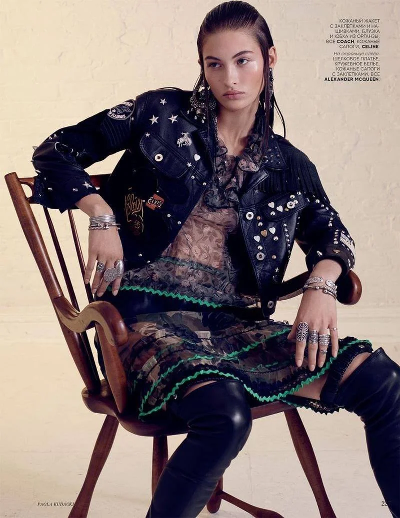 Camilla Atkins for Coach 2017 Vogue-Russia-April-2017-Grace-Elizabeth-by-Paola-Kudacki-4.jpg
