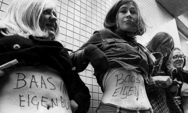 Around me people are chanting ‘Equal rights are human rights!’ and people are holding signs saying ‘Viva la Vulva!’, ’The future is female!’ and ‘I am only eight years old but say smarter things than Trump’. Some women are holding more traditional Dutch feminists slogans like ‘Boss in our belly’ - a slogan so famously used in Dutch feminists protests in the late sixties. Who would have ever imagined that slogan to still be so relevant today, fifty years later? It makes me deeply, deeply sad."