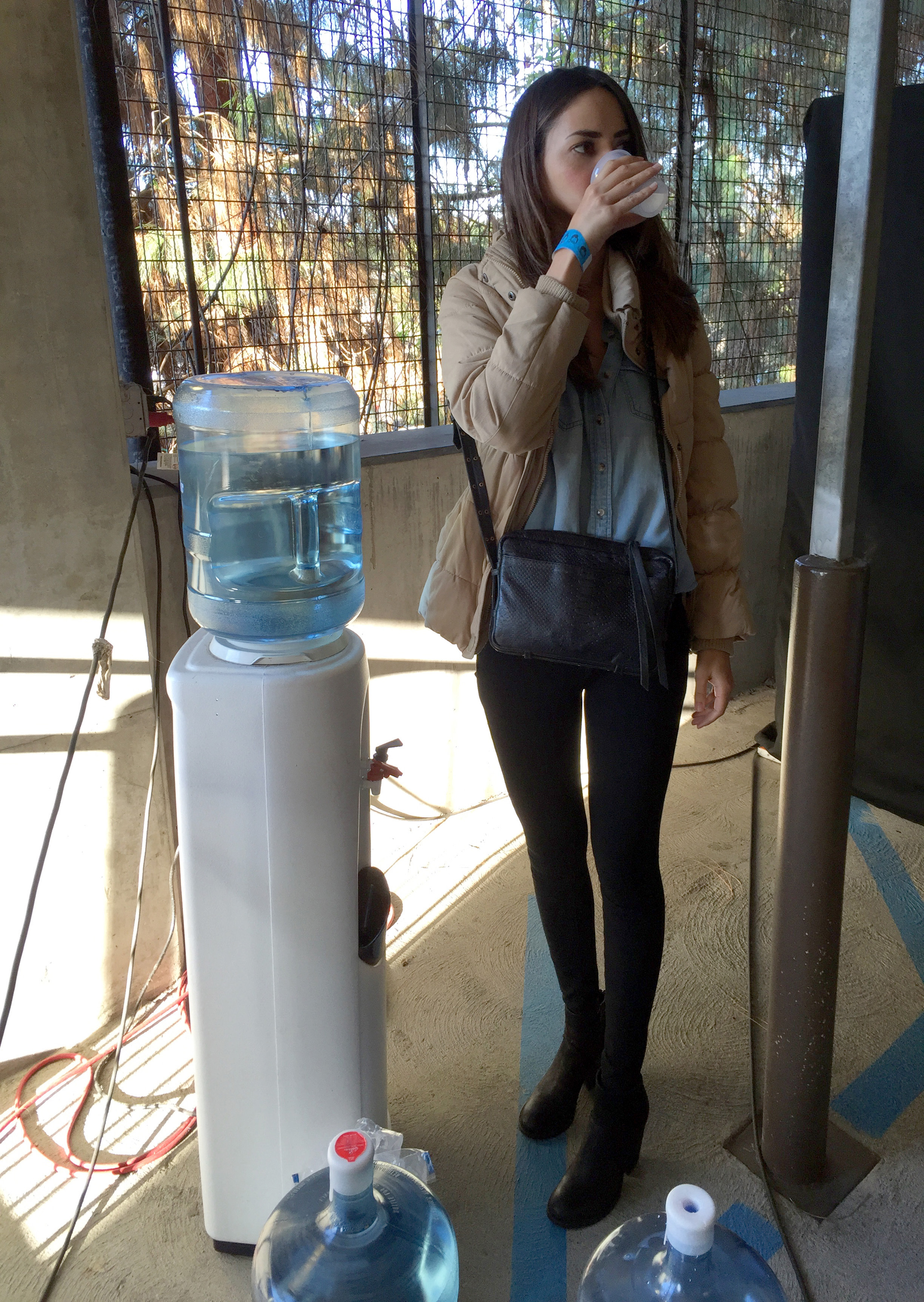 CANDY ENJOYING SOME HIGH QUALITY H20.