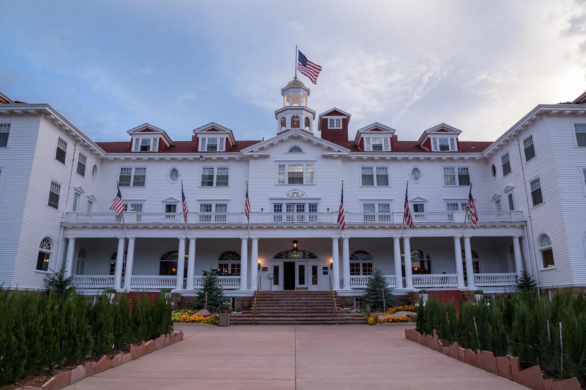 STANLEY HOTEL ENTRANCE