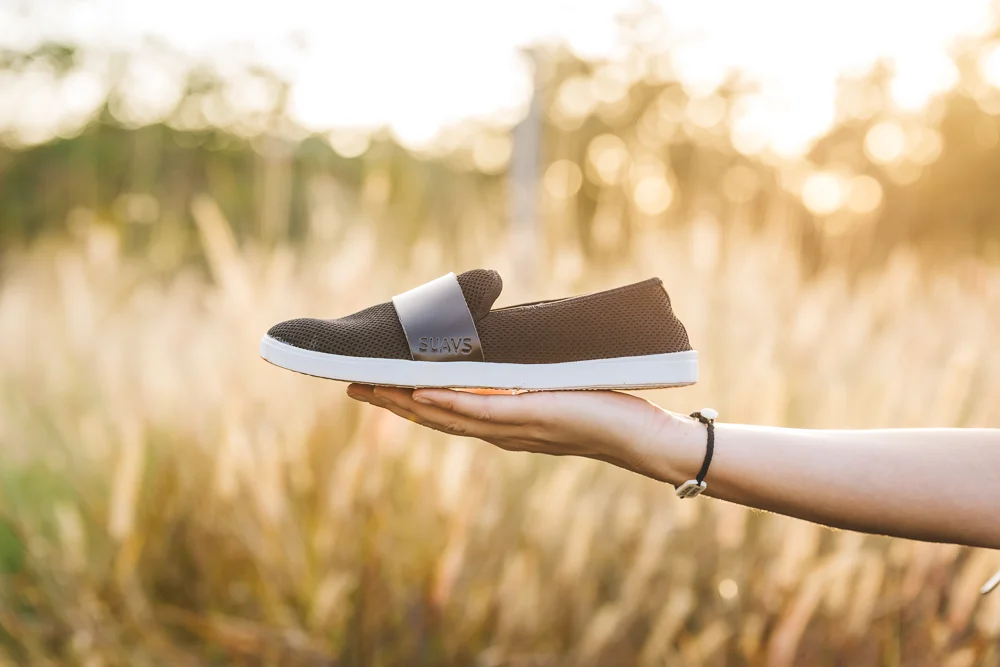 The Ever So Comfortable SUAVS Shoes Are Perfect for Travelers