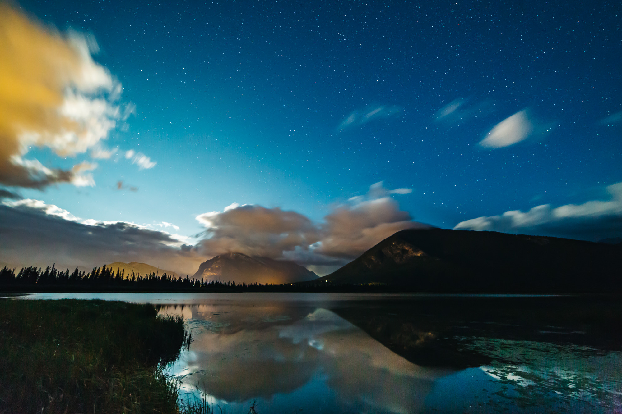 Night view of Banff