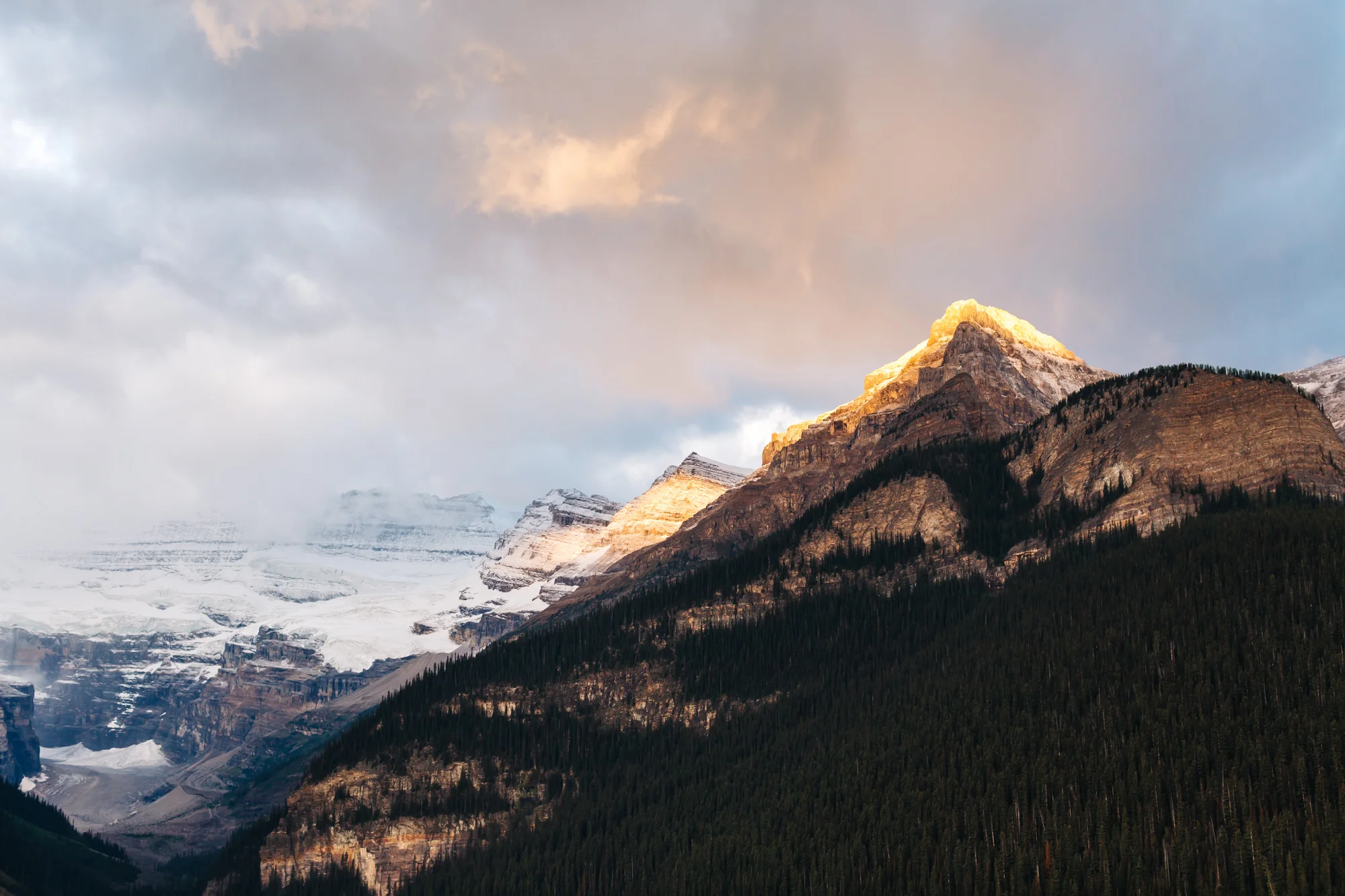 Sunrise at Lake Louise in Banff