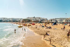 Albufeira, Portugal - Old Town vs New Town - Travel Pockets