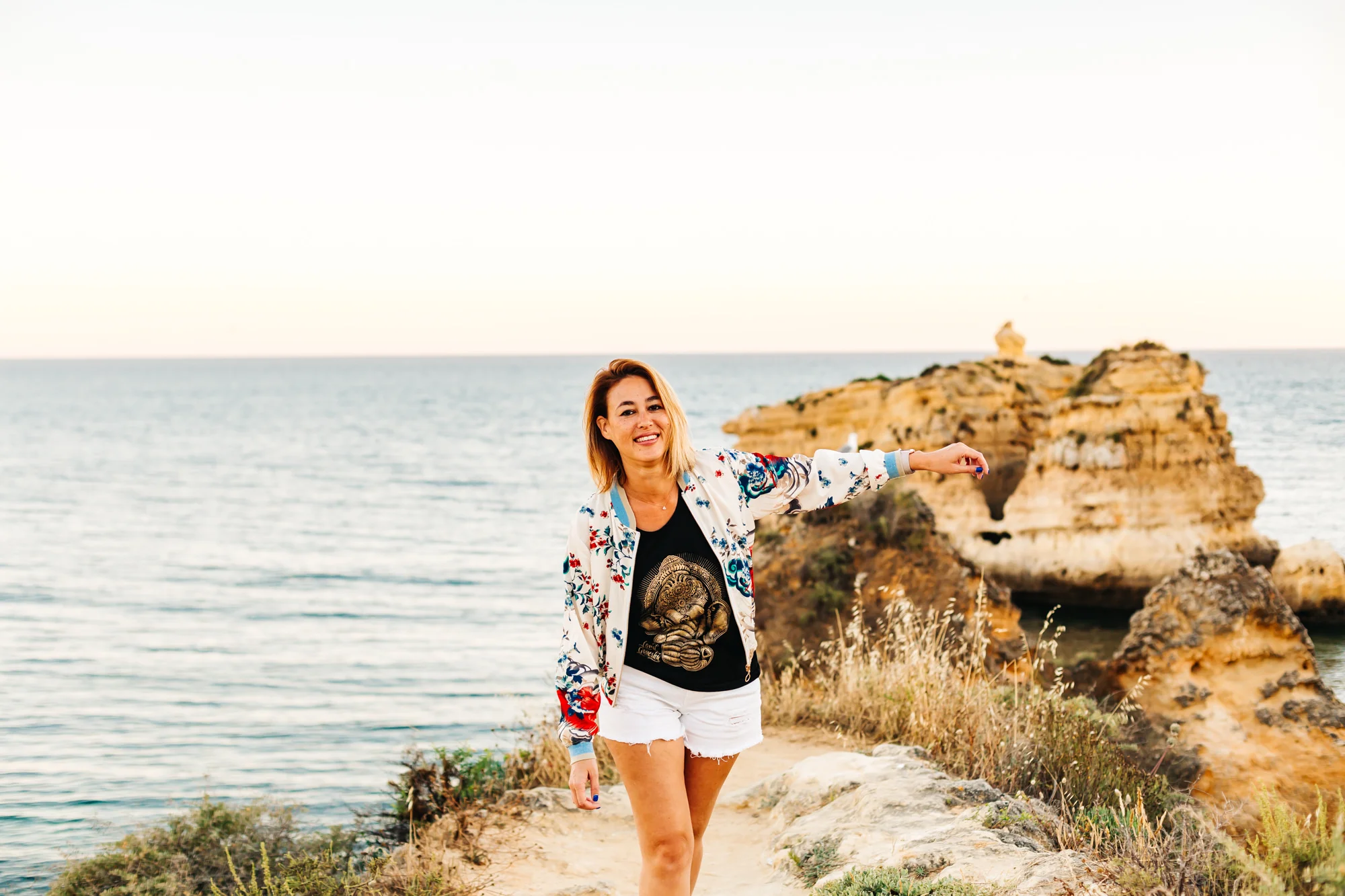 An 8-Day Solo Trip Itinerary for Barcelona, Lisbon, and Albufeira