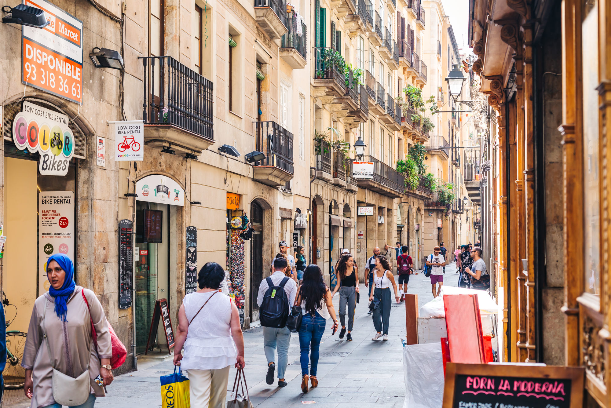 Barcelona vs Lisbon: Which City Should You Visit?