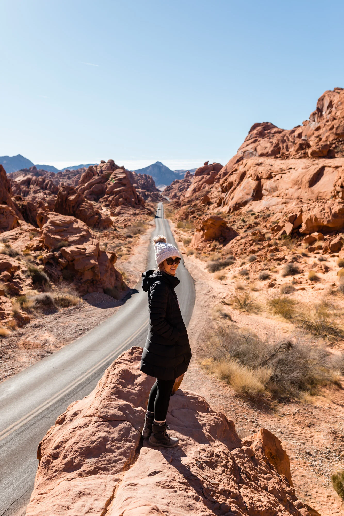 UNIQLO   ULTRA LIGHT DOWN HOODED COAT