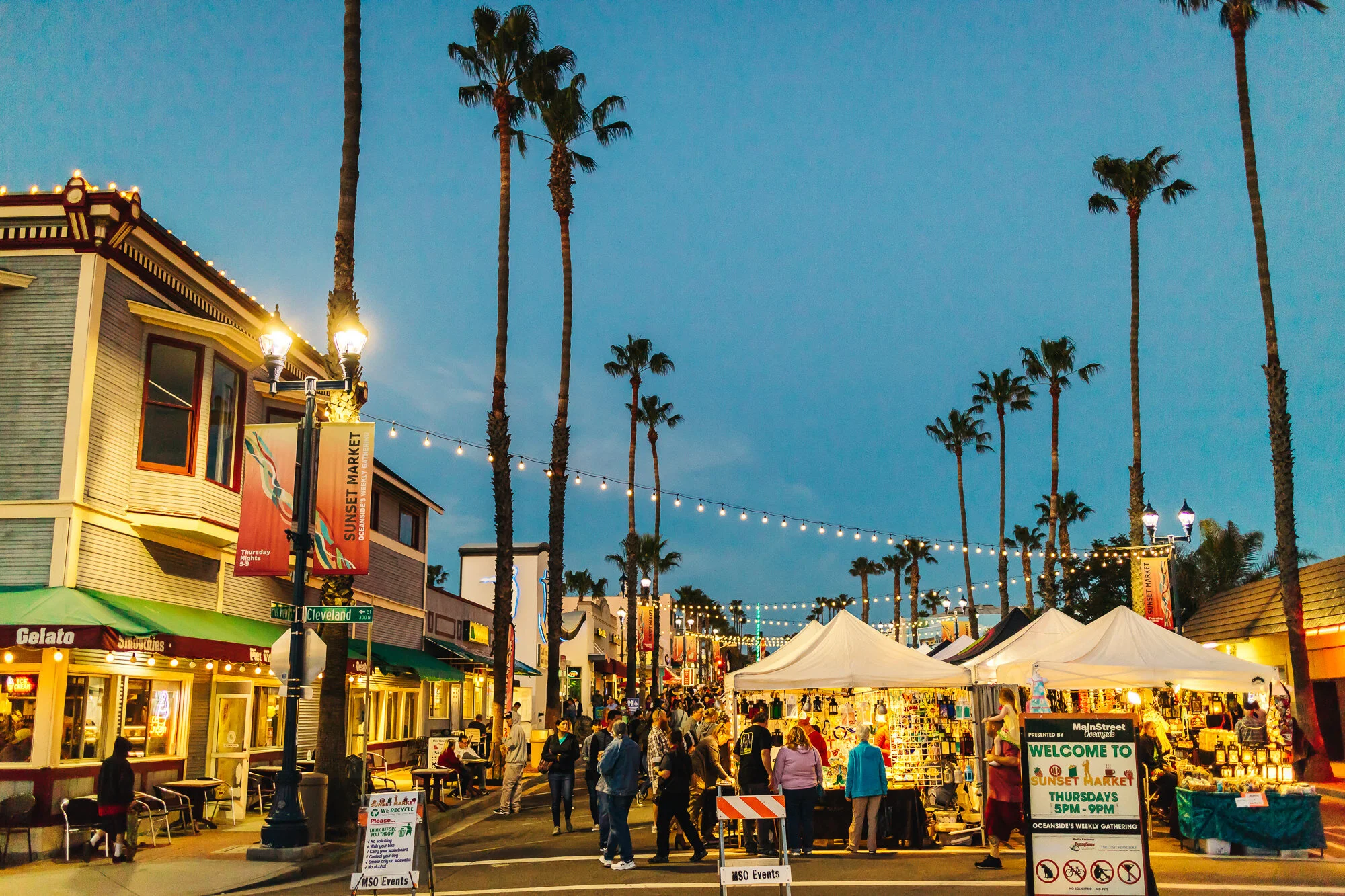 Oceanside Sunset Market
